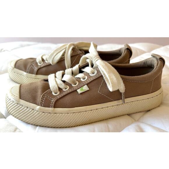 CARIUMA OCA Low Contrast Thread Canvas Sneaker Celeb Obsession Size 6 - Picture 1 of 8